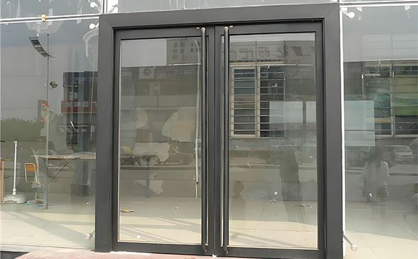 拜城玻璃地弹门