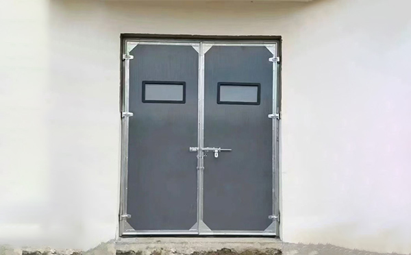 拜城工业门在高温作业区域的运行表现